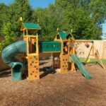 KidKraft Mockingbird View Wooden Swing Set / Playset with Tower, Hoop, Tunnel and Tire Swing - Image 3